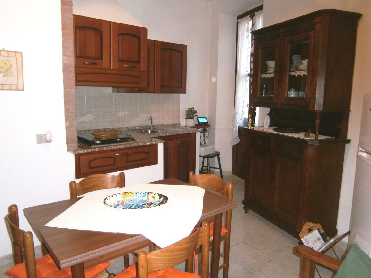איגלסיאס Bed & Breakfast L'Aquilino מראה חיצוני תמונה